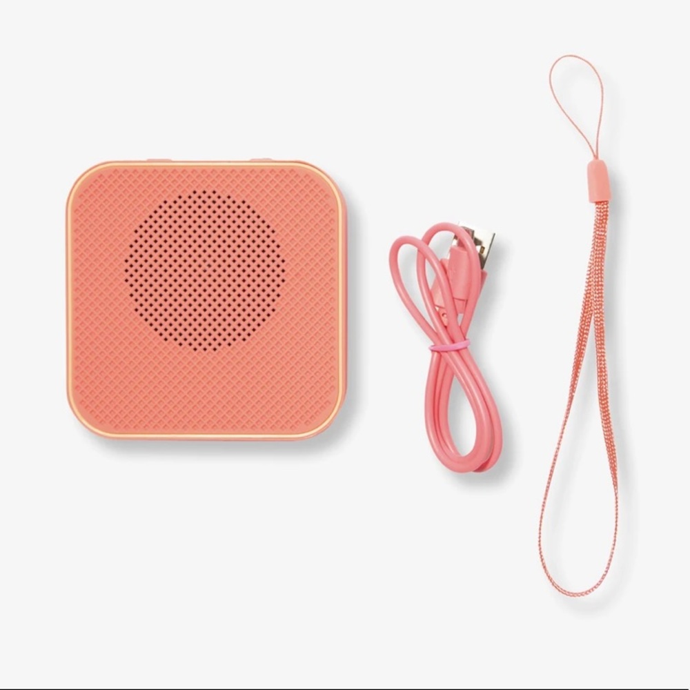 NIB Sonix Bluetooth Speaker